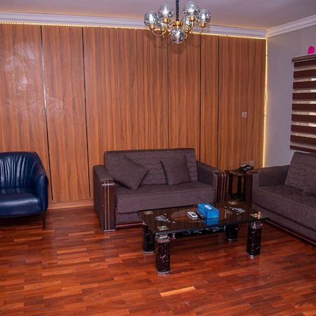 Mahogany Hotel And Suites إبادان المظهر الخارجي الصورة