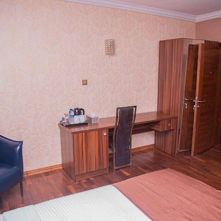 Mahogany Hotel And Suites إبادان المظهر الخارجي الصورة