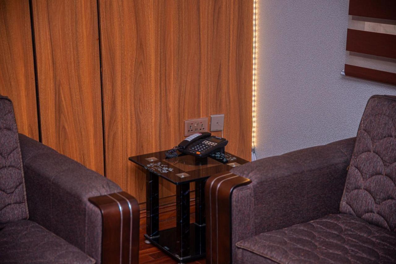 Mahogany Hotel And Suites إبادان المظهر الخارجي الصورة